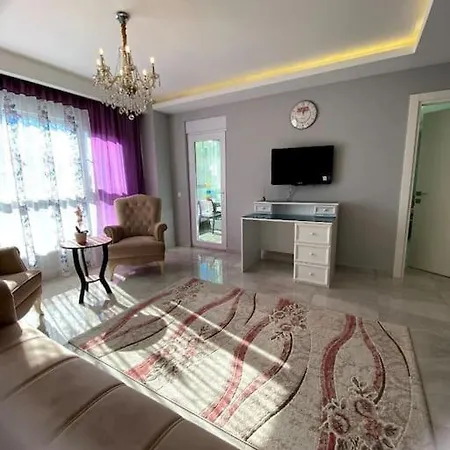 роскошная квартира в Goldcity2 Апартаменты *